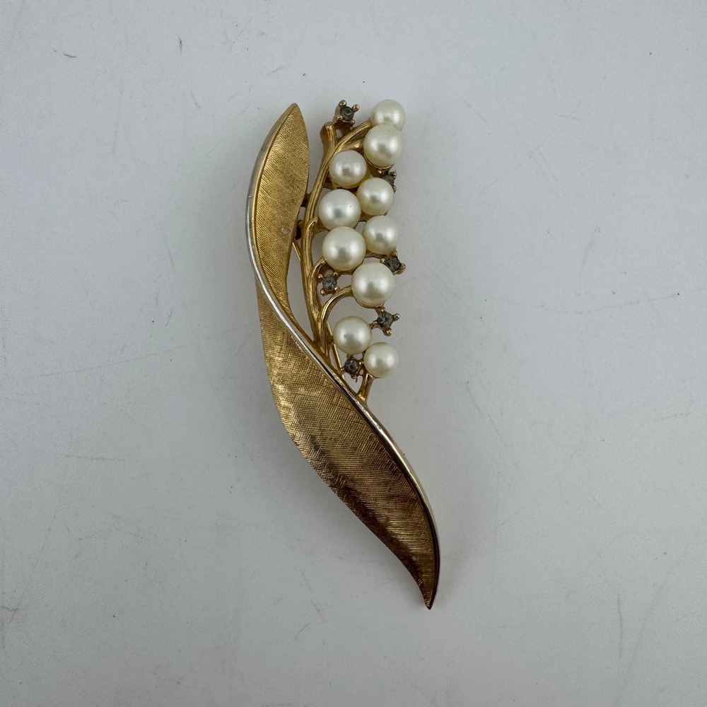 Trifari Lily of the‎ Valley Brooch Gold Tone Excellent Vintage Faux Pearl Floral